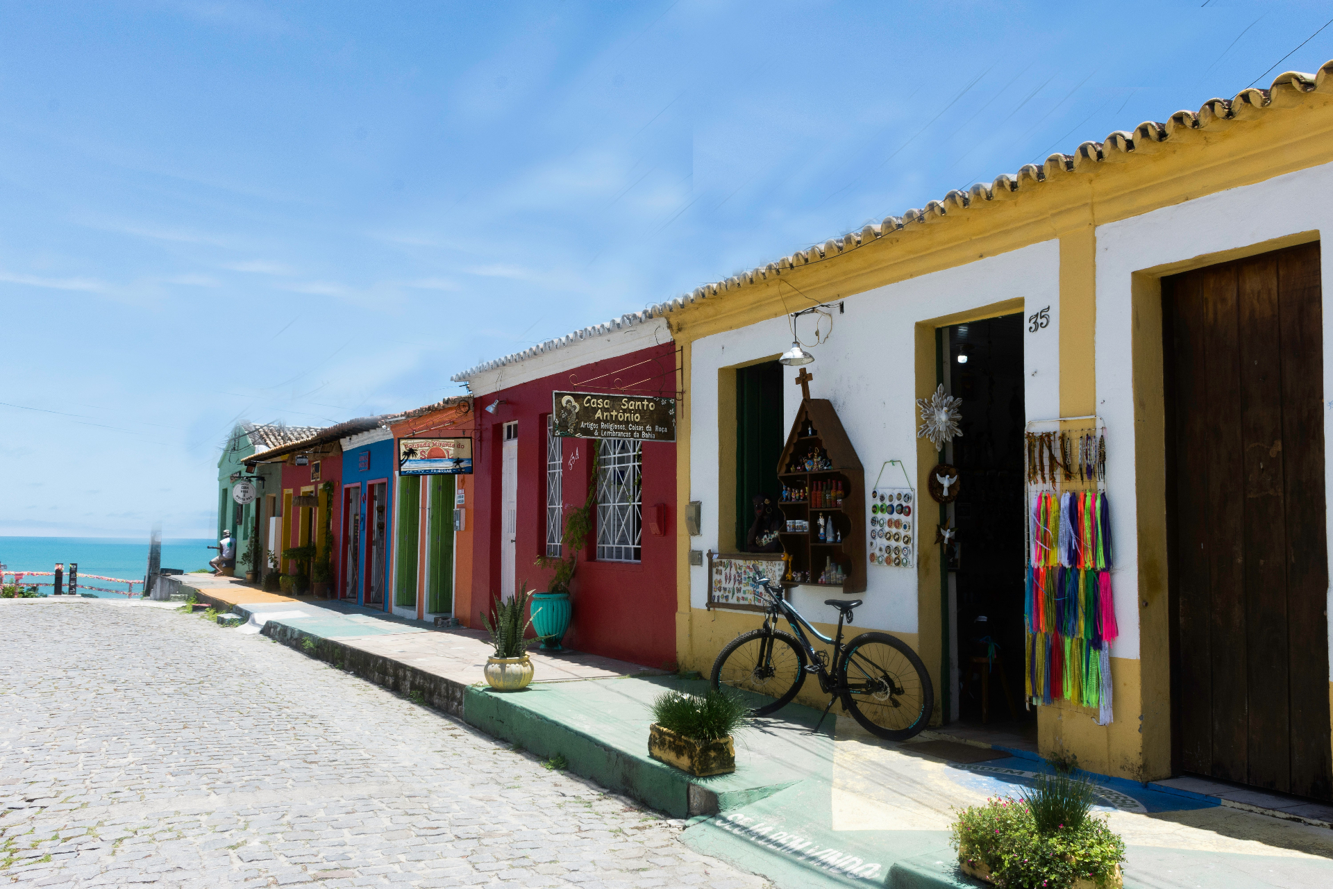 Casario colorido da Rua do Mucugê